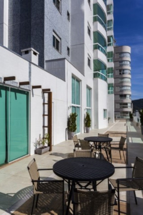 Imagem Imóvel com 4 Quartos à Venda,  em Centro - Balneário Camboriú