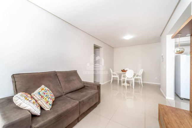 Imagem Apartamento com 2 Quartos à Venda, 67 m² em Centro - Balneário Camboriú