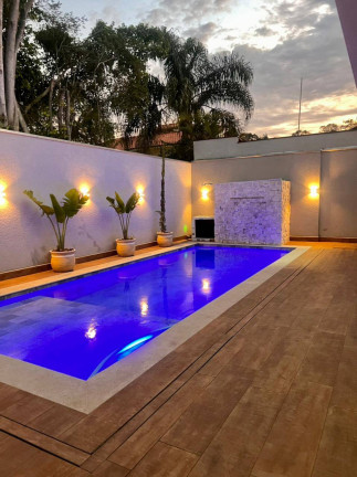 Imagem Casa com 3 Quartos à Venda, 220 m² em Interlagos - São Paulo Imagem Casa com 3 Quartos à Venda, 220 m² em Interlagos - São Paulo