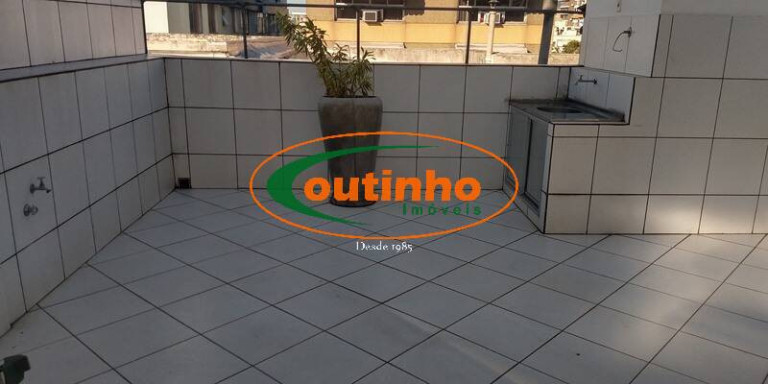Apartamento com 2 Quartos à Venda, 60 m² em Vila Isabel - Rio De Janeiro