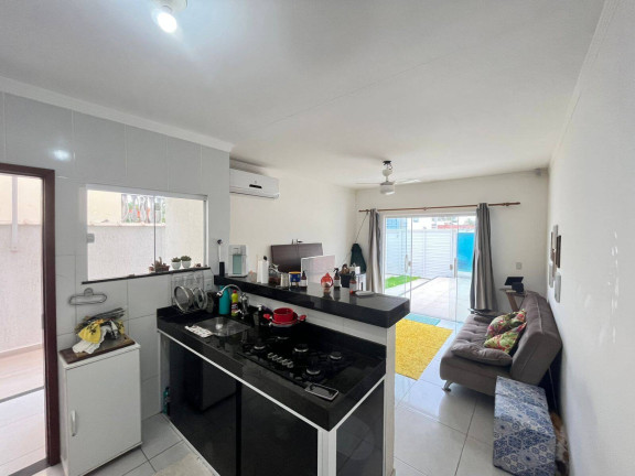 Imagem Casa com 3 Quartos à Venda, 180 m² em Praia Linda - São Pedro Da Aldeia Imagem Casa com 3 Quartos à Venda, 180 m² em Praia Linda - São Pedro Da Aldeia