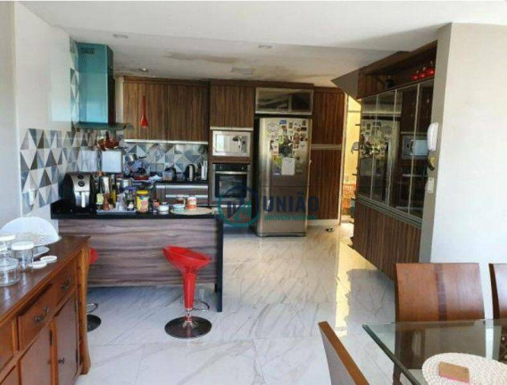 Casa com 3 Quartos à Venda, 270 m² em Badu - Niterói