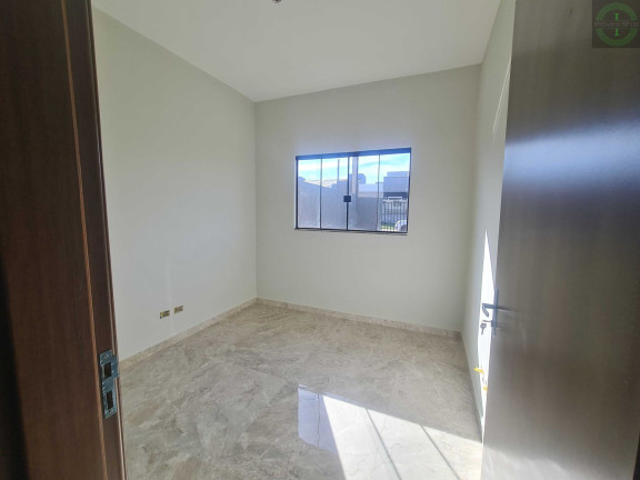 Imagem Casa com 3 Quartos à Venda, 60 m² em Uvaranas - Ponta Grossa Imagem Casa com 3 Quartos à Venda, 60 m² em Uvaranas - Ponta Grossa