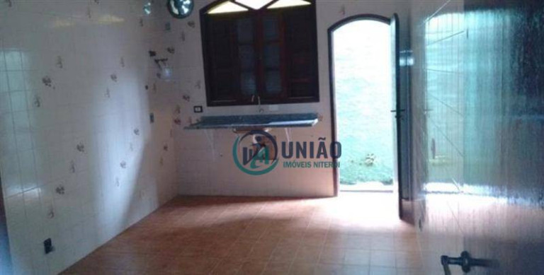 Imagem Casa com 4 Quartos à Venda, 377 m² em Itacoatiara - Niterói
