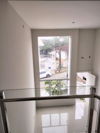Imagem Sobrado com 3 Quartos à Venda, 154 m² em Escola Agrícola - Blumenau Imagem Sobrado com 3 Quartos à Venda, 154 m² em Escola Agrícola - Blumenau