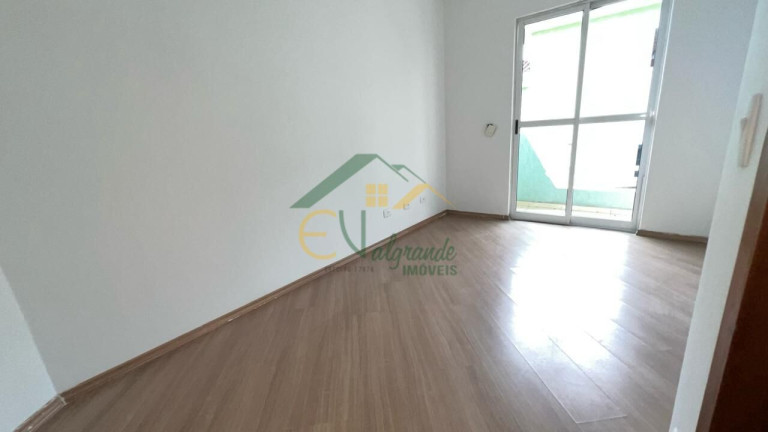 Imagem Sobrado com 3 Quartos à Venda, 152 m² em Xaxim - Curitiba Imagem Sobrado com 3 Quartos à Venda, 152 m² em Xaxim - Curitiba