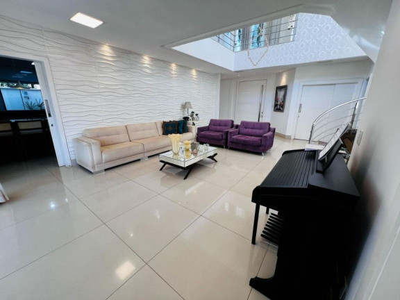 Imagem Sobrado com 4 Quartos à Venda ou Locação, 330 m² em Condomínio Do Lago - Goiânia Imagem Sobrado com 4 Quartos à Venda ou Locação, 330 m² em Condomínio Do Lago - Goiânia