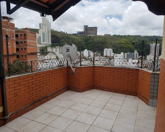 Imagem Imóvel com 6 Quartos à Venda, 230 m² em Jardim Laranjeiras - Juiz De Fora