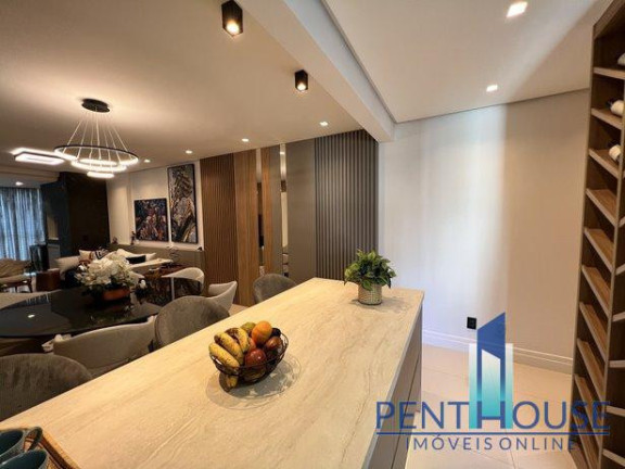 Imagem Apartamento com 3 Quartos à Venda, 140 m² em Centro - Balneário Camboriú Imagem Apartamento com 3 Quartos à Venda, 140 m² em Centro - Balneário Camboriú