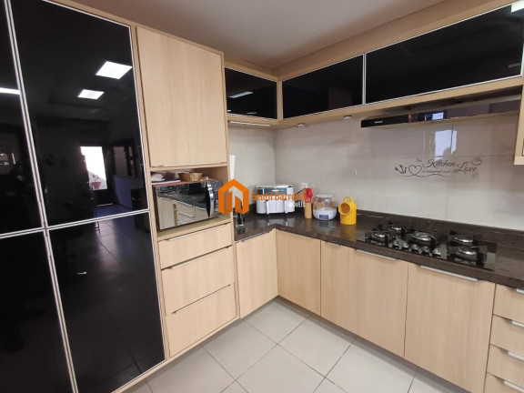 Imagem Casa com 4 Quartos à Venda, 996 m² em Centro - Eusébio Imagem Casa com 4 Quartos à Venda, 996 m² em Centro - Eusébio