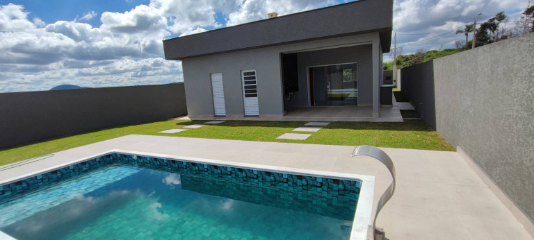 Imagem Casa com 3 Quartos à Venda, 384 m² em Tanque - Atibaia Imagem Casa com 3 Quartos à Venda, 384 m² em Tanque - Atibaia