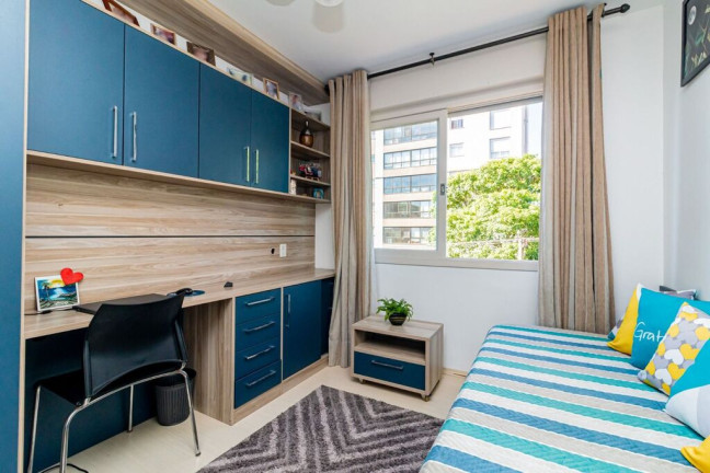 Imagem Apartamento com 2 Quartos à Venda, 90 m² em Petrópolis - Porto Alegre Imagem Apartamento com 2 Quartos à Venda, 90 m² em Petrópolis - Porto Alegre