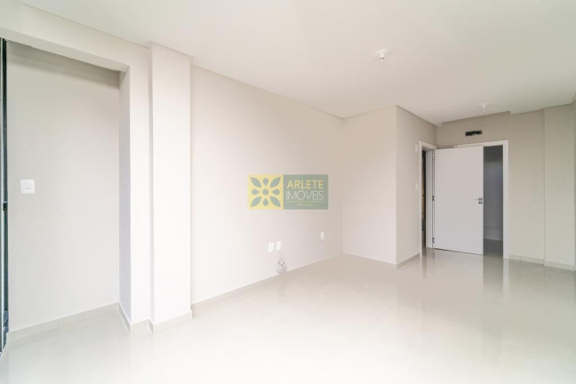 Imagem Cobertura com 3 Quartos à Venda, 151 m² em Mariscal - Bombinhas Imagem Cobertura com 3 Quartos à Venda, 151 m² em Mariscal - Bombinhas