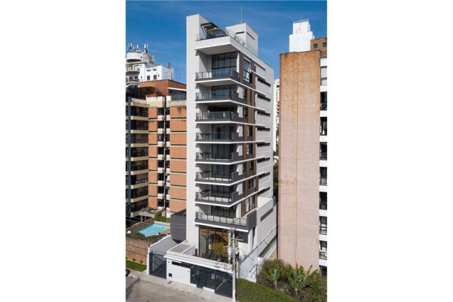 Imóvel com 2 Quartos à Venda, em Moema - São Paulo