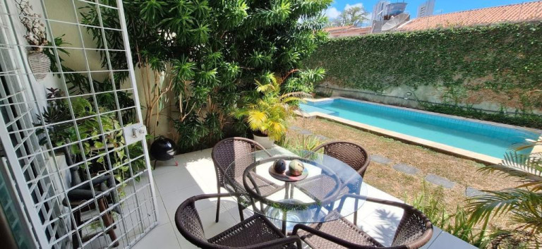Imagem Casa com 5 Quartos à Venda, 10 m² em Poço - Recife Imagem Casa com 5 Quartos à Venda, 10 m² em Poço - Recife