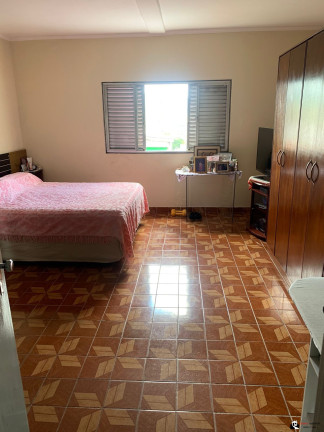 Imagem Sobrado com 2 Quartos à Venda, 206 m² em Vila São Carlos - Guarulhos Imagem Sobrado com 2 Quartos à Venda, 206 m² em Vila São Carlos - Guarulhos