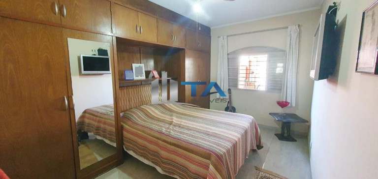 Imagem Casa com 4 Quartos à Venda, 220 m² em Jardim Aurélia - Campinas Imagem Casa com 4 Quartos à Venda, 220 m² em Jardim Aurélia - Campinas