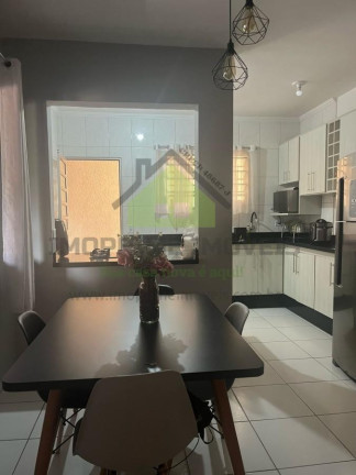 Imagem Casa com 2 Quartos à Venda, 150 m² em Loteamento Vila Romana - Jacareí Imagem Casa com 2 Quartos à Venda, 150 m² em Loteamento Vila Romana - Jacareí