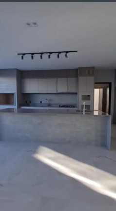 Imagem Casa com 3 Quartos à Venda, 465 m² em Ribeirão Do Lipa - Cuiabá Imagem Casa com 3 Quartos à Venda, 465 m² em Ribeirão Do Lipa - Cuiabá