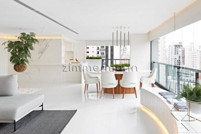 Imagem Apartamento com 3 Quartos à Venda, 238 m² em Moema - São Paulo