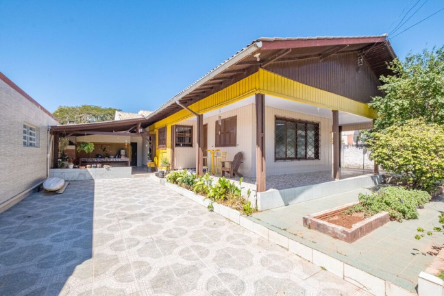 Imagem Casa com 3 Quartos à Venda, 140 m² em Praia De Fora - Palhoça Imagem Casa com 3 Quartos à Venda, 140 m² em Praia De Fora - Palhoça