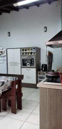 Imagem Casa com 2 Quartos à Venda, 100 m²