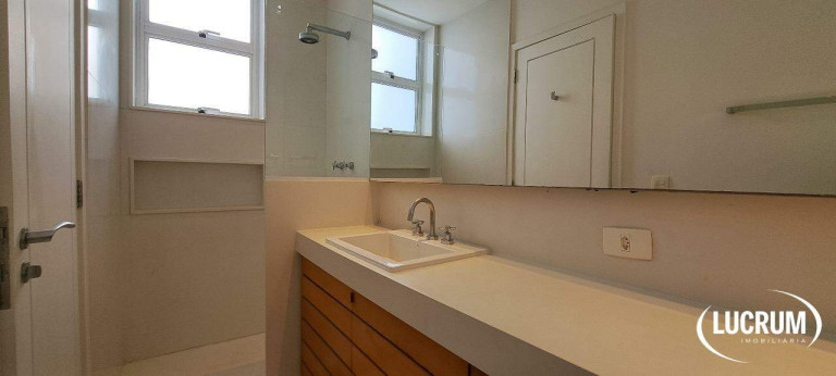 Imagem Cobertura com 2 Quartos à Venda, 300 m² em Ipanema - Rio De Janeiro Imagem Cobertura com 2 Quartos à Venda, 300 m² em Ipanema - Rio De Janeiro