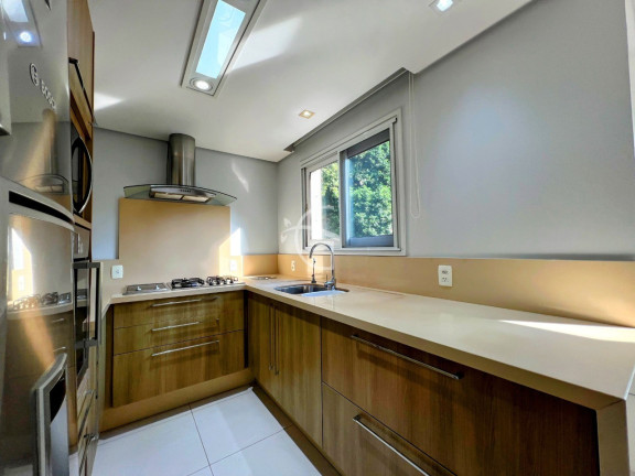 Imagem Apartamento com 3 Quartos à Venda, 180 m² em Atiradores - Joinville