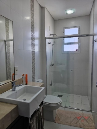 Imagem Sobrado com 3 Quartos à Venda, 295 m² em Bucarein - Joinville Imagem Sobrado com 3 Quartos à Venda, 295 m² em Bucarein - Joinville