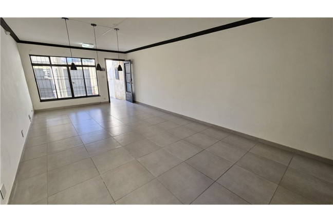 Imagem Casa com 3 Quartos à Venda, em Mirandópolis - São Paulo Imagem Casa com 3 Quartos à Venda, em Mirandópolis - São Paulo