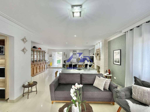 Imagem Sobrado com 4 Quartos à Venda, 287 m² em Granja Santa Maria - Carapicuíba Imagem Sobrado com 4 Quartos à Venda, 287 m² em Granja Santa Maria - Carapicuíba