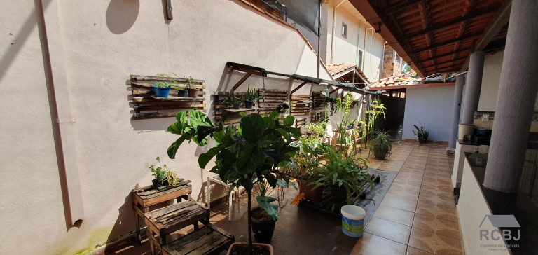Imagem Casa com 3 Quartos à Venda, em Nova Esmeraldas - Esmeraldas Imagem Casa com 3 Quartos à Venda, em Nova Esmeraldas - Esmeraldas