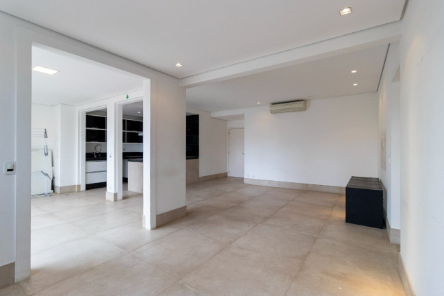 Apartamento com 2 Quartos à Venda, 112 m² em Vila Nova Conceição - São Paulo