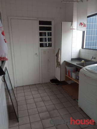 Imagem Apartamento com 3 Quartos à Venda, 186 m² em Candelária - Natal Imagem Apartamento com 3 Quartos à Venda, 186 m² em Candelária - Natal