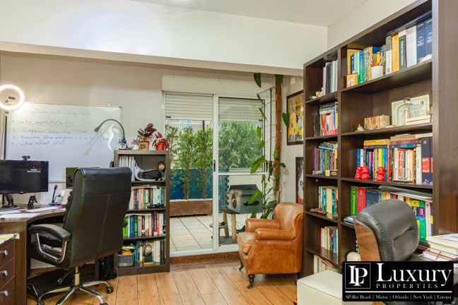Imagem Apartamento com 3 Quartos à Venda, 220 m² em Cerqueira César - São Paulo Imagem Apartamento com 3 Quartos à Venda, 220 m² em Cerqueira César - São Paulo