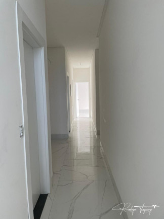 Imagem Casa de Condomínio com 4 Quartos à Venda, 235 m² em Residencial Goiânia Golfe Clube - Goiânia Imagem Casa de Condomínio com 4 Quartos à Venda, 235 m² em Residencial Goiânia Golfe Clube - Goiânia