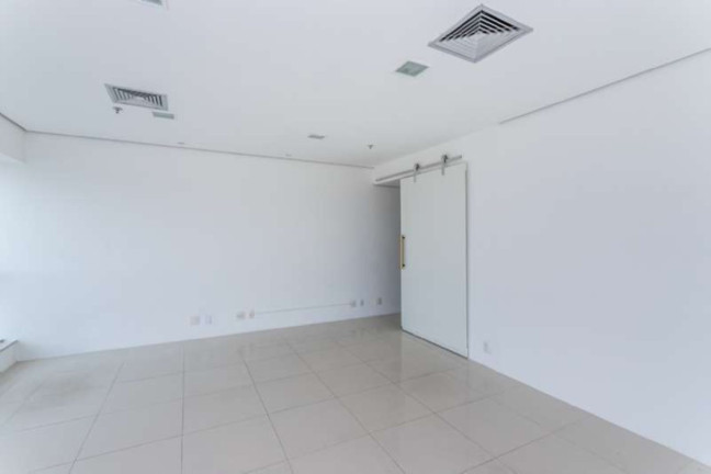 Imagem Imóvel Comercial à Venda, 42 m² em Cristal - Porto Alegre Imagem Imóvel Comercial à Venda, 42 m² em Cristal - Porto Alegre
