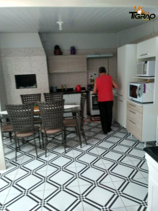 Imagem Casa com 3 Quartos à Venda, 270 m² em Nova Esperança - Balneário Camboriú Imagem Casa com 3 Quartos à Venda, 270 m² em Nova Esperança - Balneário Camboriú
