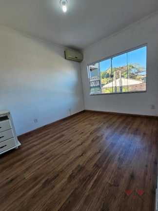 Imagem Sobrado com 3 Quartos à Venda, 146 m² em Floresta - Joinville