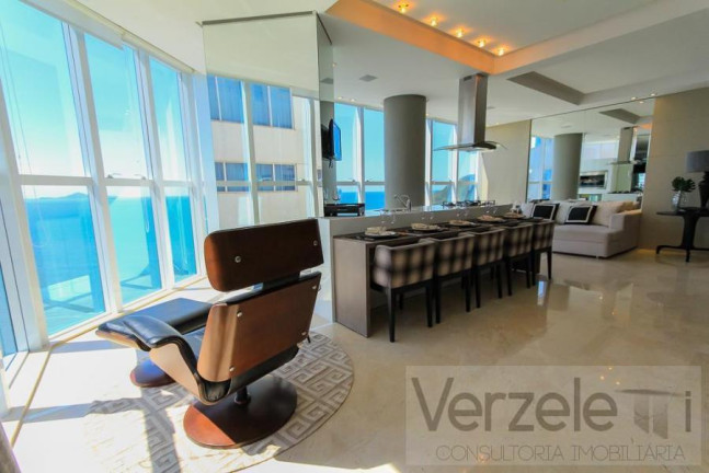 Imagem Apartamento com 4 Quartos à Venda, 330 m² em Centro - Balneário Camboriú Imagem Apartamento com 4 Quartos à Venda, 330 m² em Centro - Balneário Camboriú