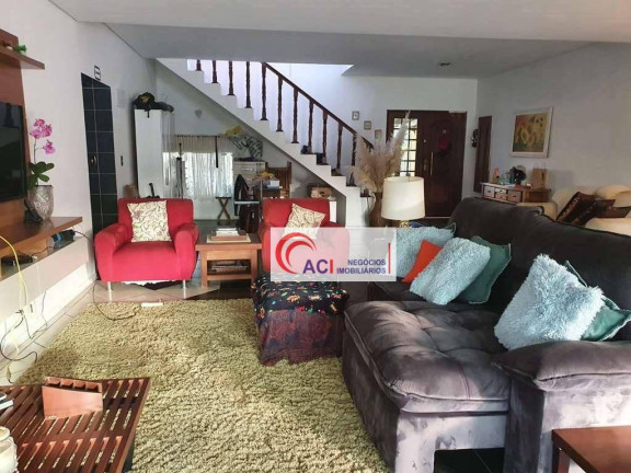 Imagem Casa com 3 Quartos à Venda, 320 m² em Granja Viana - Cotia Imagem Casa com 3 Quartos à Venda, 320 m² em Granja Viana - Cotia