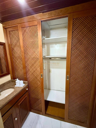 Imagem Apartamento com 2 Quartos para Alugar, 75 m² em Copacabana - Rio De Janeiro Imagem Apartamento com 2 Quartos para Alugar, 75 m² em Copacabana - Rio De Janeiro