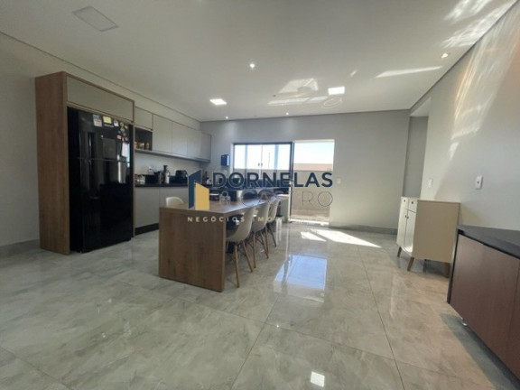 Imagem Casa com 3 Quartos à Venda, 250 m² em Setor Habitacional Arniqueira (águas Claras) - Brasília Imagem Casa com 3 Quartos à Venda, 250 m² em Setor Habitacional Arniqueira (águas Claras) - Brasília