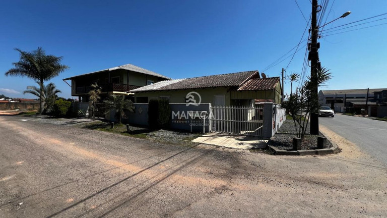 Imagem Sobrado com 7 Quartos à Venda, 300 m² em São Cristóvão - Barra Velha Imagem Sobrado com 7 Quartos à Venda, 300 m² em São Cristóvão - Barra Velha