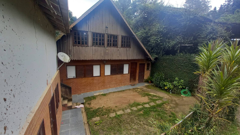 Casa com 2 Quartos à Venda,  em Mury - Nova Friburgo