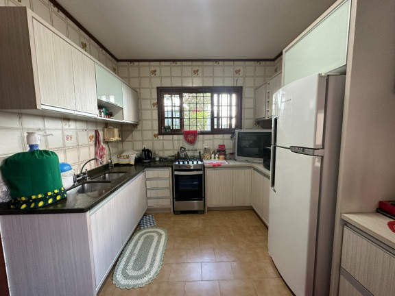 Imagem Casa com 4 Quartos à Venda, 176 m² em Itaguaçu - Florianópolis Imagem Casa com 4 Quartos à Venda, 176 m² em Itaguaçu - Florianópolis