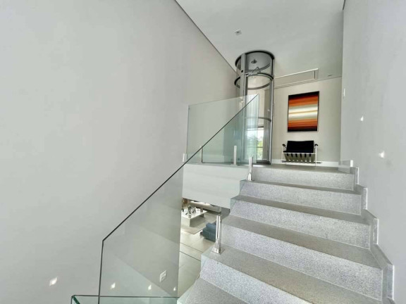 Imagem Casa com 4 Quartos à Venda, 513 m² em Granja Viana - Carapicuíba Imagem Casa com 4 Quartos à Venda, 513 m² em Granja Viana - Carapicuíba