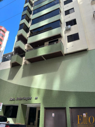 Imagem Cobertura com 3 Quartos à Venda, 200 m² em Centro - Balneário Camboriú