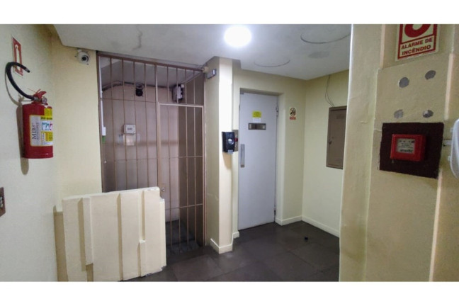 Imagem Loft com 1 Quarto à Venda, 43 m² em Centro Histórico - Porto Alegre Imagem Loft com 1 Quarto à Venda, 43 m² em Centro Histórico - Porto Alegre