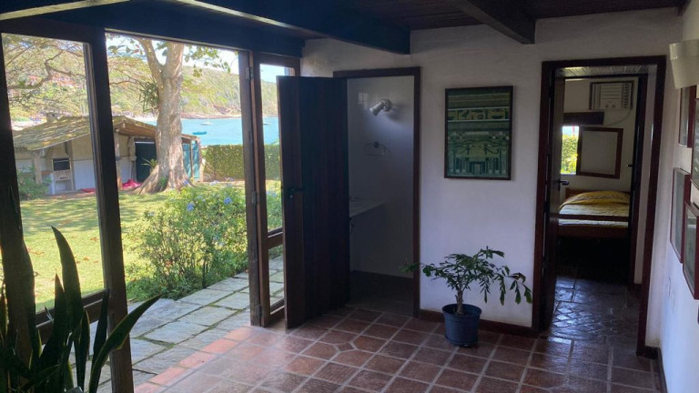 Imagem Casa com 6 Quartos à Venda, 375 m² em João Fernandes - Armação Dos Búzios Imagem Casa com 6 Quartos à Venda, 375 m² em João Fernandes - Armação Dos Búzios